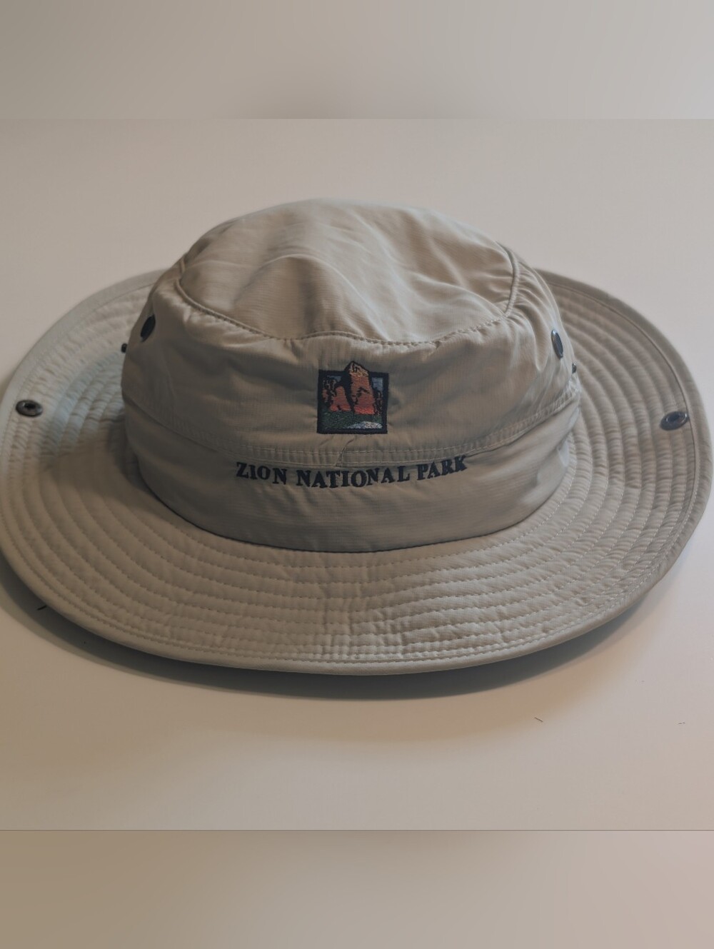 Fahrenheit Zion National Park Boonie Bucket Hat Tan Nylon Gorpcore Hiking Cap